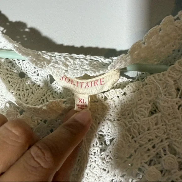 Solitaire Crotchet Cream Lace Top Scalloped Hem - Picture 4 of 6